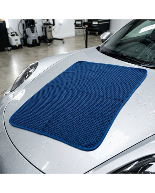 Tirmy Waffle Weave Car Drying Towel 60 x 90 cm - Lifestyle view